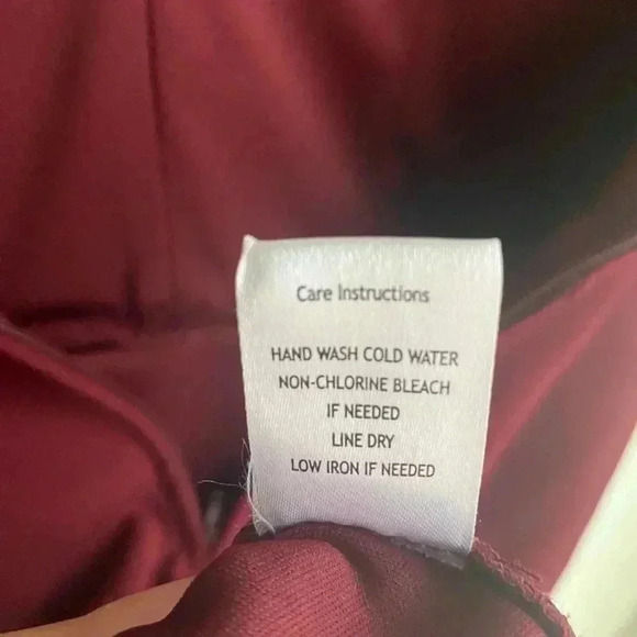 Emerald Sundae Wine Red Bodycon Mini Tulip Dress Size XS V Neck Sleeveless - Picture 10 of 11